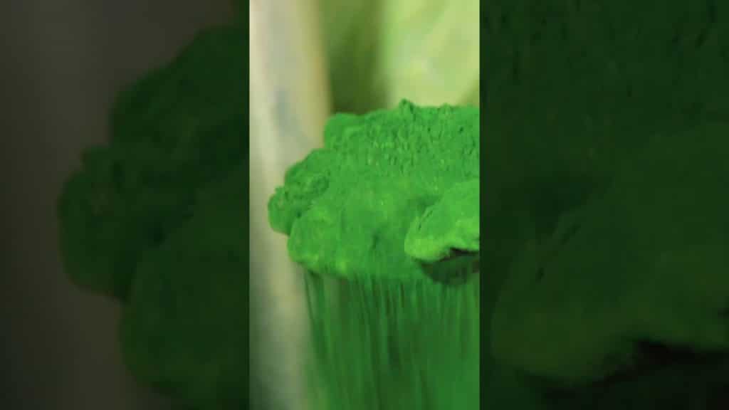 This is how one company is turning algae into plastic. #Algae #Plastic #Sustainable