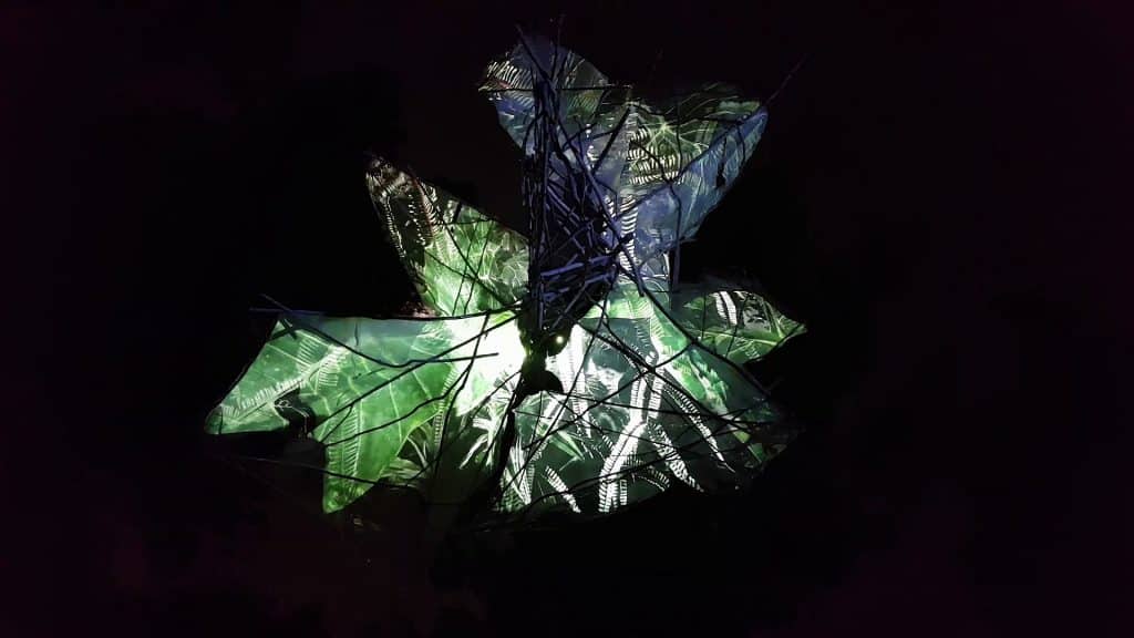 "Dron-list" de Léonard de Vinci - installation à Prague